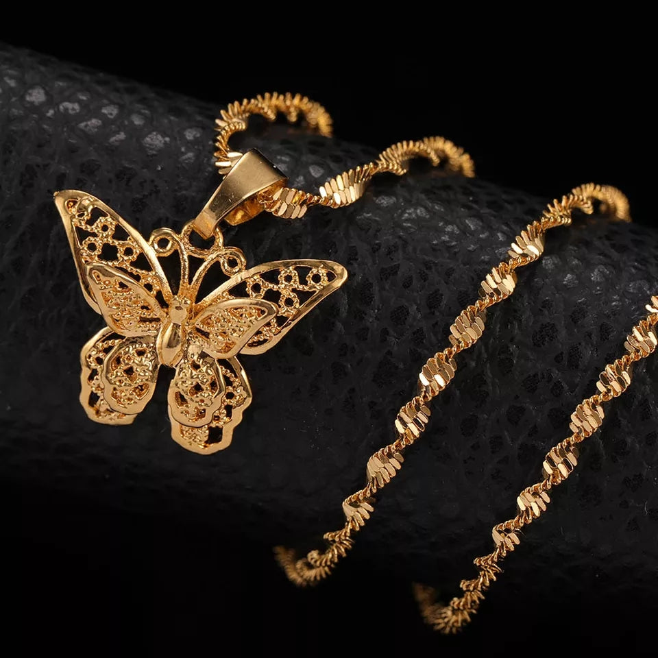 ENCHANTED BUTTERFLY NECKLACE