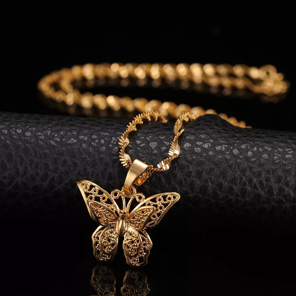ENCHANTED BUTTERFLY NECKLACE