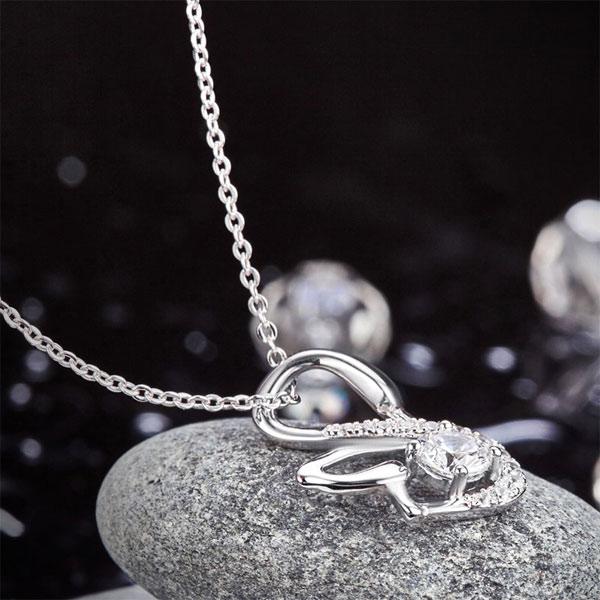 Silver Swan Necklace
