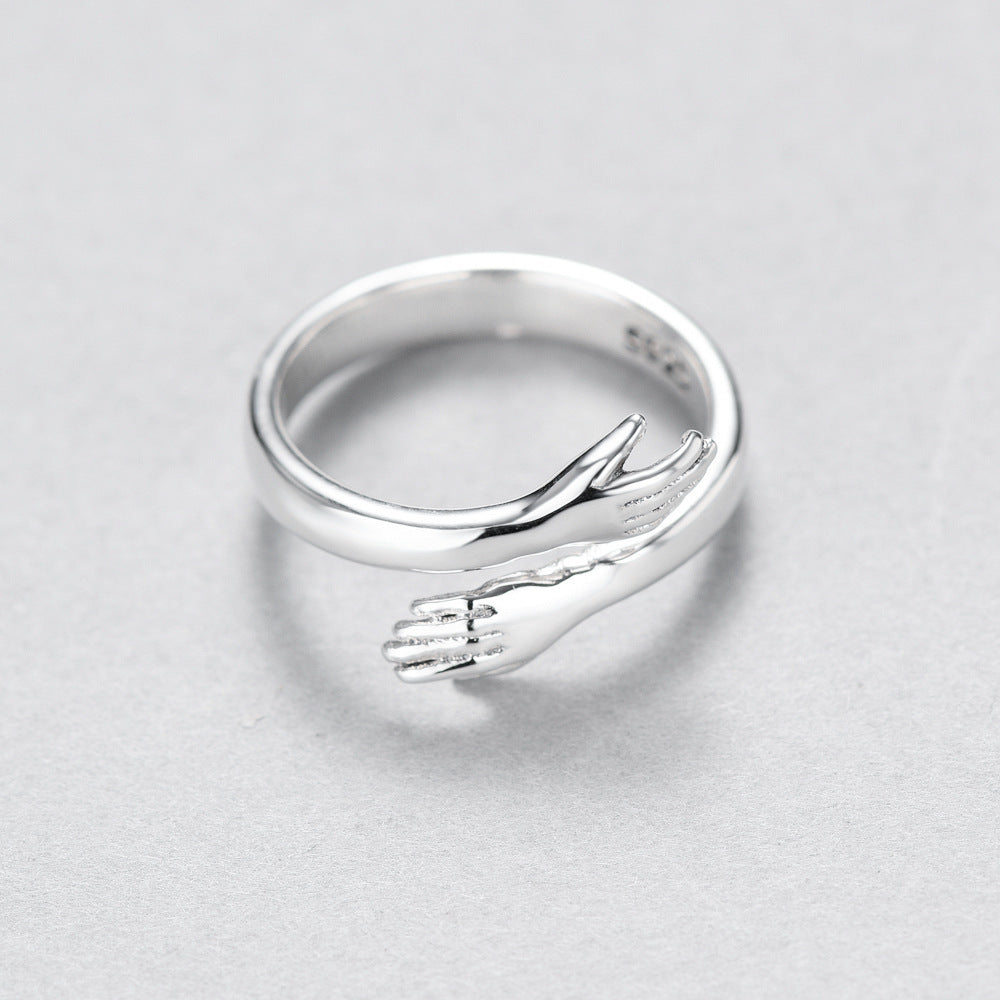 LOVE HUG RING
