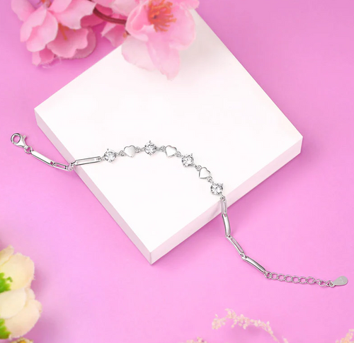 Elegant Silver Heart Bracelet