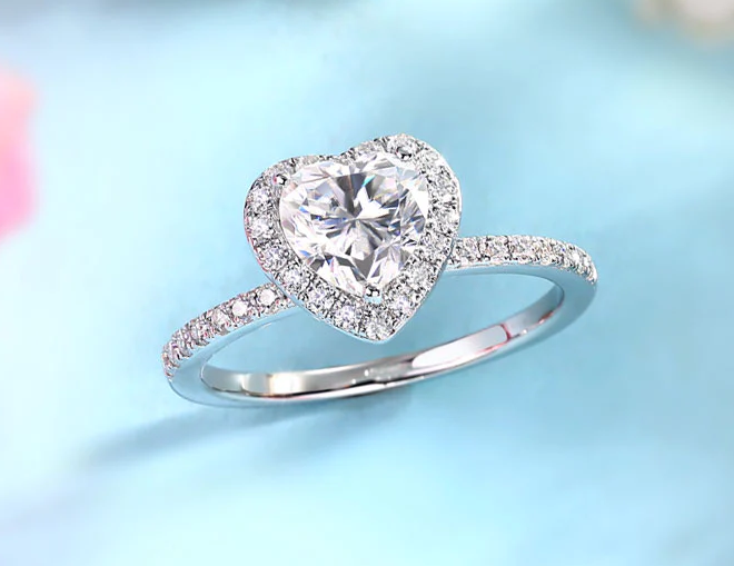 Elegant Heart Diamond Ring Set