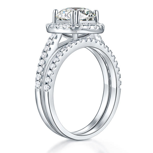 Classy Halo Ring