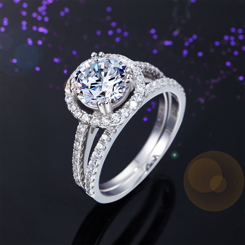 Classy Halo Ring