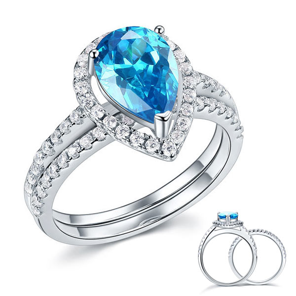 Exquisite Blue Diamond Ring