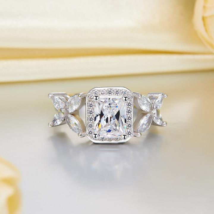 Charming Melody Ring
