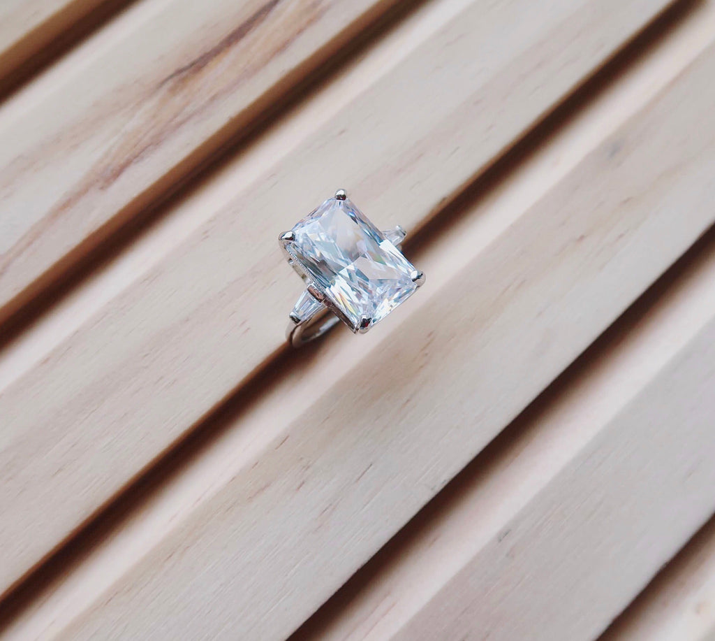 Luna Ring