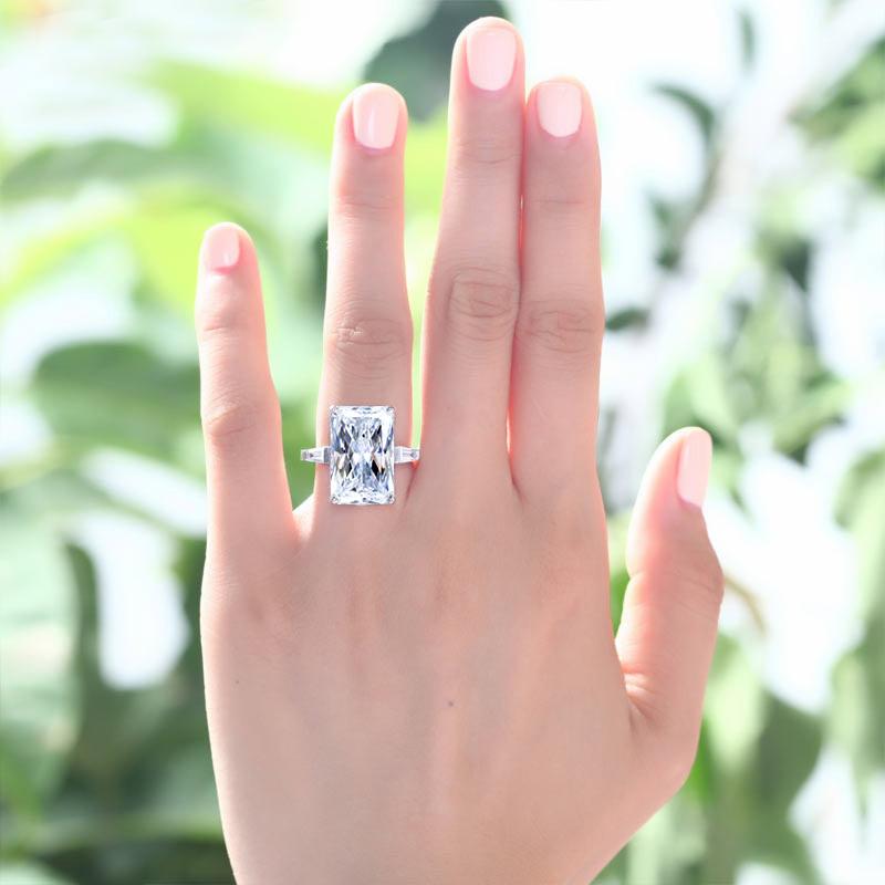 Luna Ring