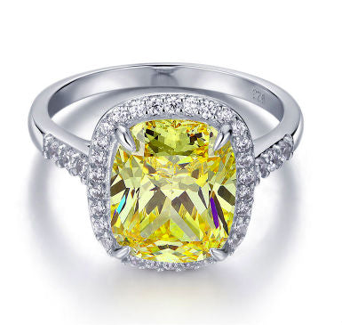 Mia Ring