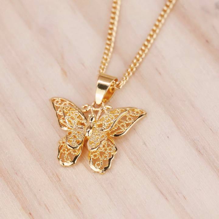 ENCHANTED BUTTERFLY NECKLACE