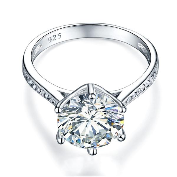 Snow White Ring