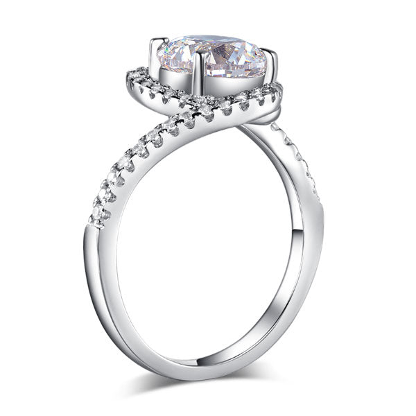 Lovely Diamond Swirl Ring