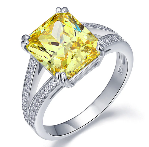 Fancy Yellow Luxury Diamond Ring