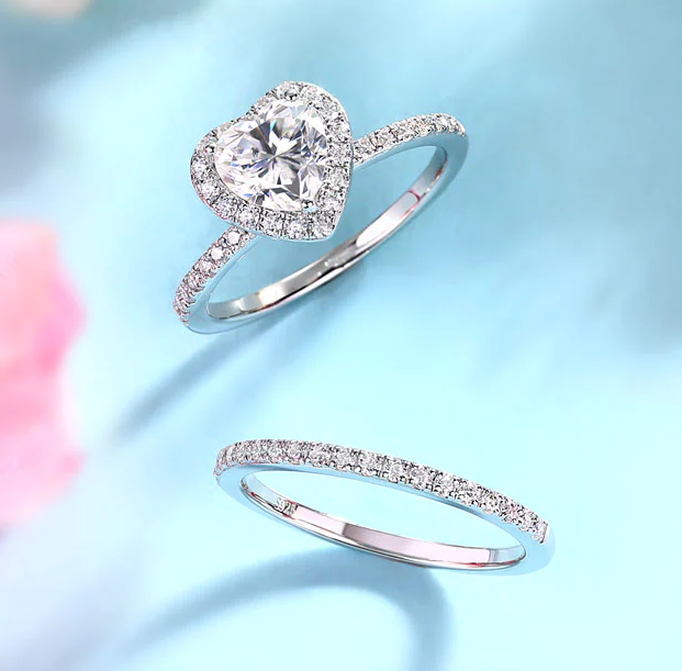 Elegant Heart Diamond Ring Set