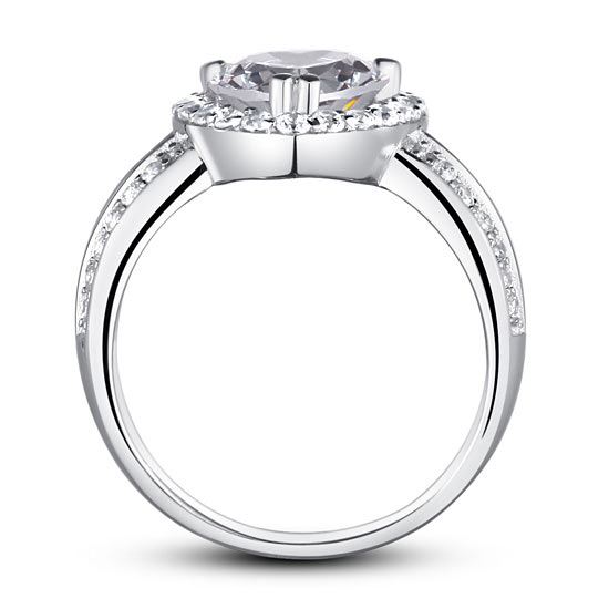 Gorgeous Diamond Heart Ring