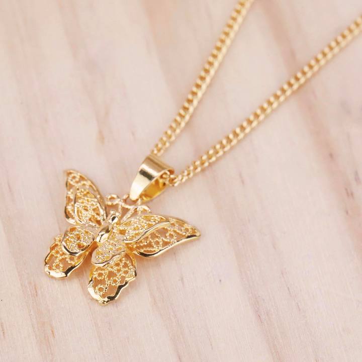 ENCHANTED BUTTERFLY NECKLACE